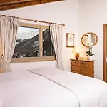Chalet And Penthouse Zen, Two Properties, 100M From Ski Lift And Piste