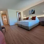 Wohnung 64