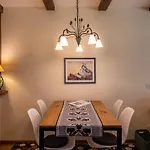 Gretas Home-City Center Studio
