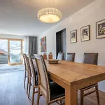 Moderne Wohnung Mit Ausblick Und Viel Sonne