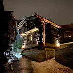 Chalet Coral Und Zermatter Stadel