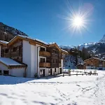 Chalet Shalimar