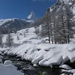 Hotel Garni Testa Grigia