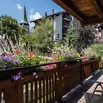 Matterhorn Lodge Boutique Hotel & Apartments