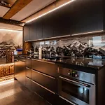 Village Center Apartment Kanne