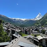 Apartment Capri Matterhorn View