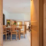 Ski In & Out Apartment Im Chalet Marmo Auf Furi