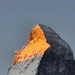Rooftop Apartment - The Real Matterhorn View