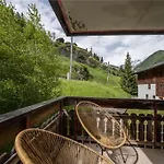 Newly Renovated 2 Room Apartment