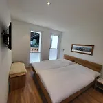 Jolimont Apartments