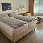 Hotel Adonis