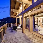 Chalet Zermatt: Unrivaled Luxury Jazcuzzi