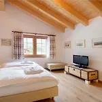 Contact Us At What App - 0041-798-079-427 To Book!! Chalet Im Alpinen Stil 6 Schlafzimmer