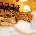 Haus Pasadena, Sleeps 3 - 4