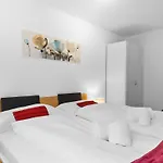 Apartment Silence-1 By Interhome