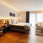 Chalet A La Casa