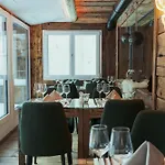 Jaegerhof Serviced Apartements