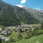 Apartment Chalet Du Soleil By Interhome