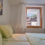 Cabana Apartments