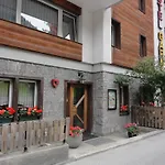 Hotel City