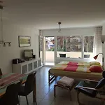 Ferienwohnung Zayetta Orange Cube Nr. 11A