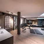 B Five Luxury Apartments