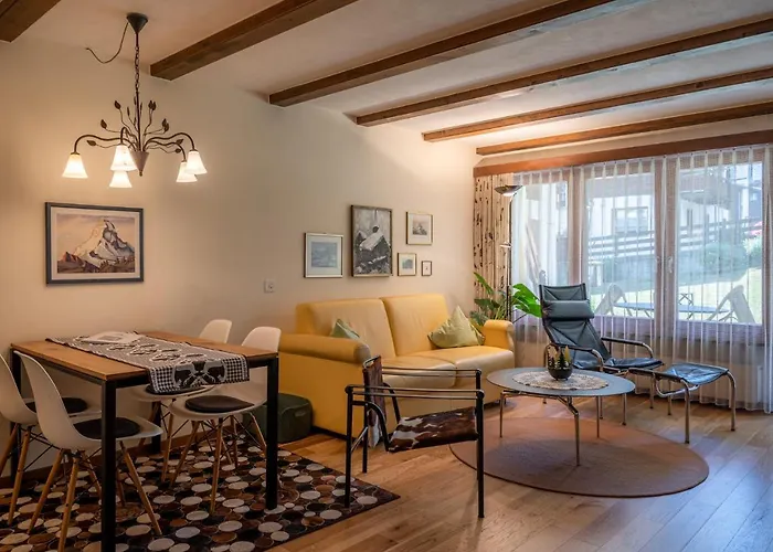 Gretas Home-City Center Studio