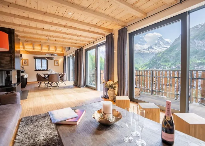 Cozy Penthouse