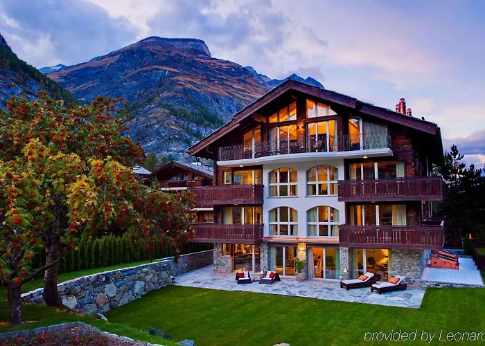 Alex Lodge Private Luxury Apartments