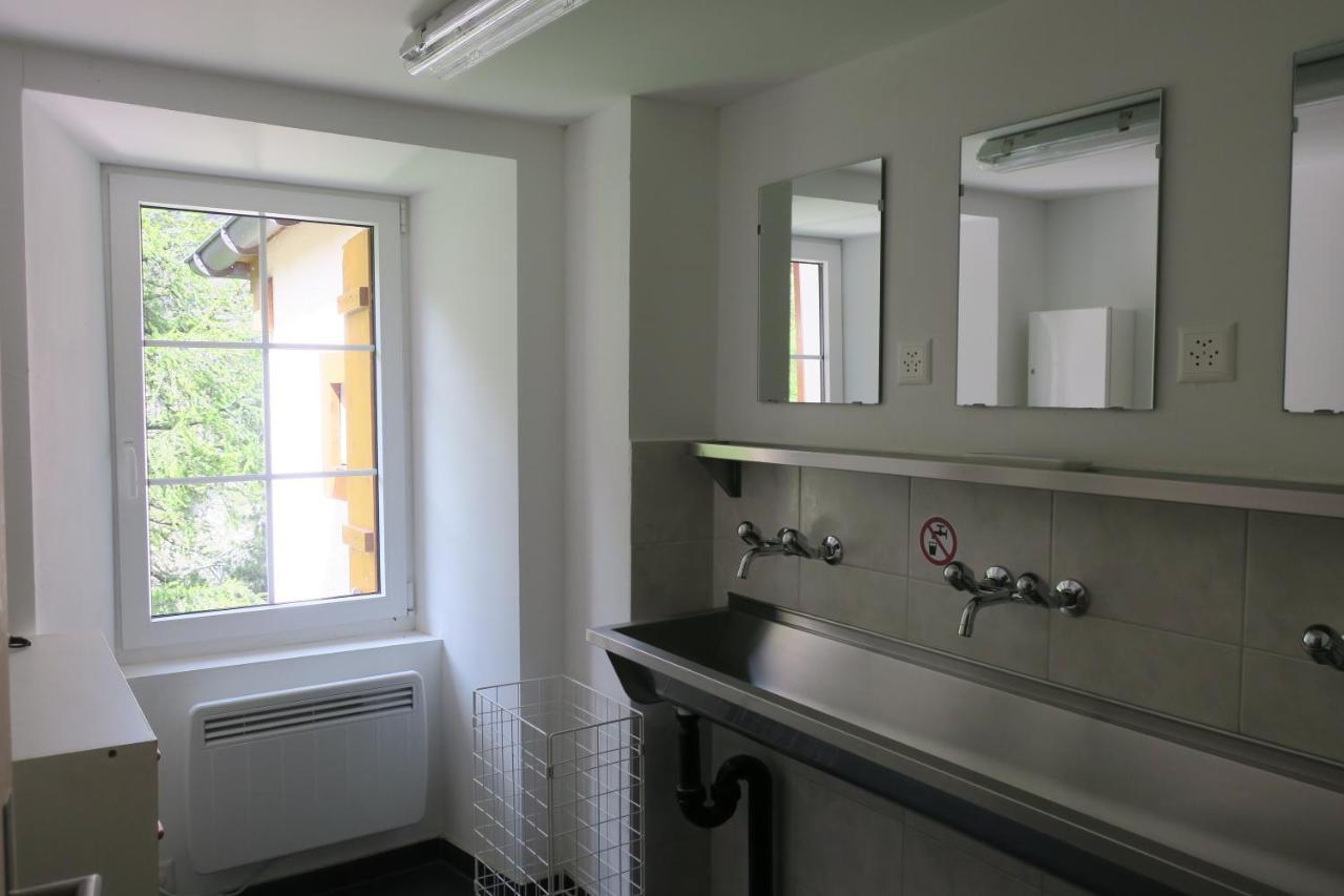 Edelweiss Mountain Guest House - 1 Hour Hike Up From Zermatt Station - On Hiking Trail - No Transport * Zermatt
