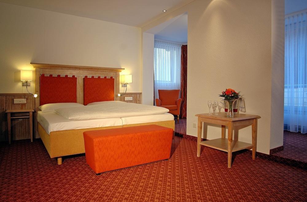 Hotel Simi