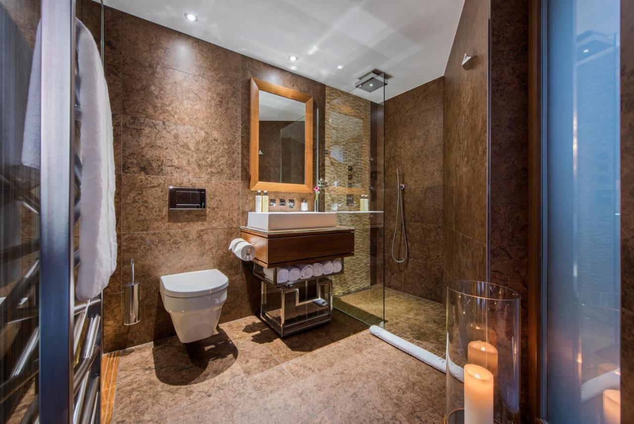 Peak - Your Own Private Luxury - Includes Professional Staff And Catering - Voted World's Chalet