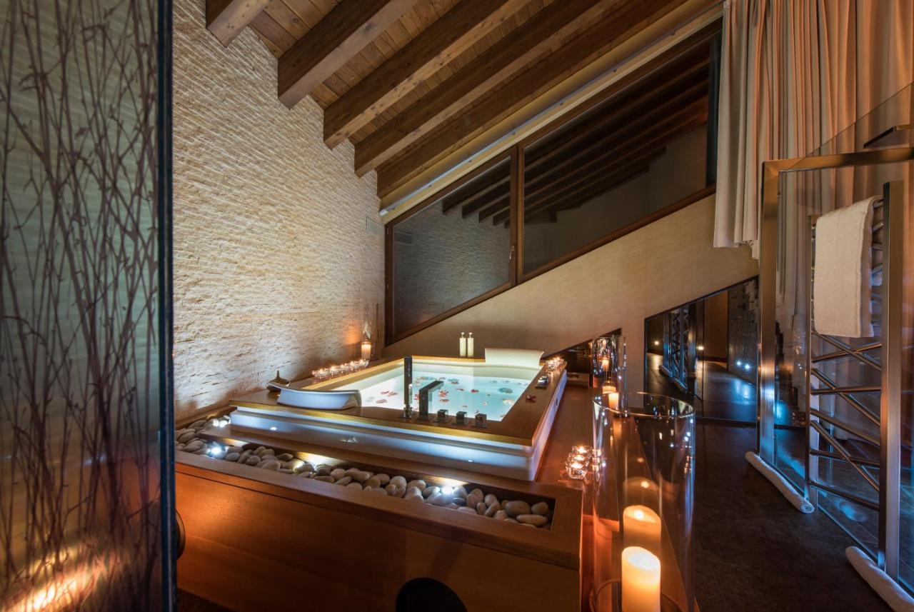 Chalet Peak - Your Own Private Luxury - Includes Professional Staff And Catering - Voted World's