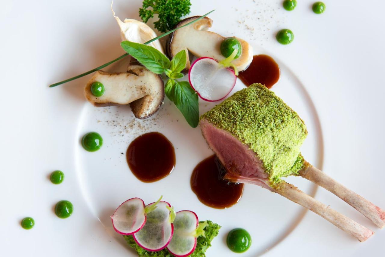 Peak - Your Own Private Luxury - Includes Professional Staff And Catering - Voted World's *