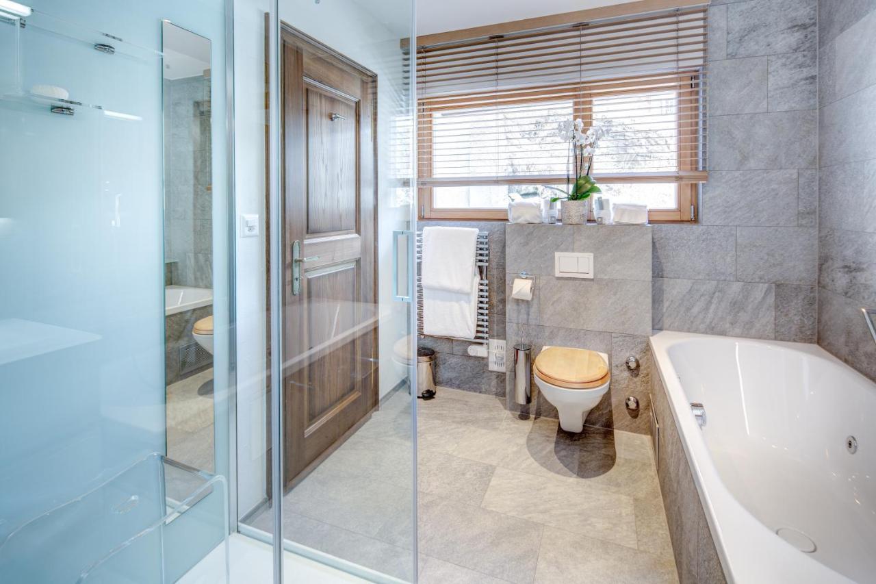And Penthouse Zen, Two Properties, 100m From Lift And Piste Zermatt
