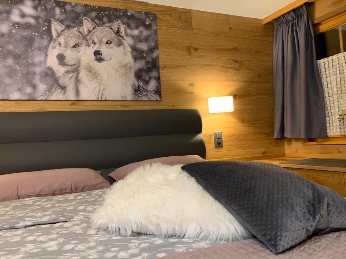 Kirchplatz Lupus & Cervus Apartment Zermatt