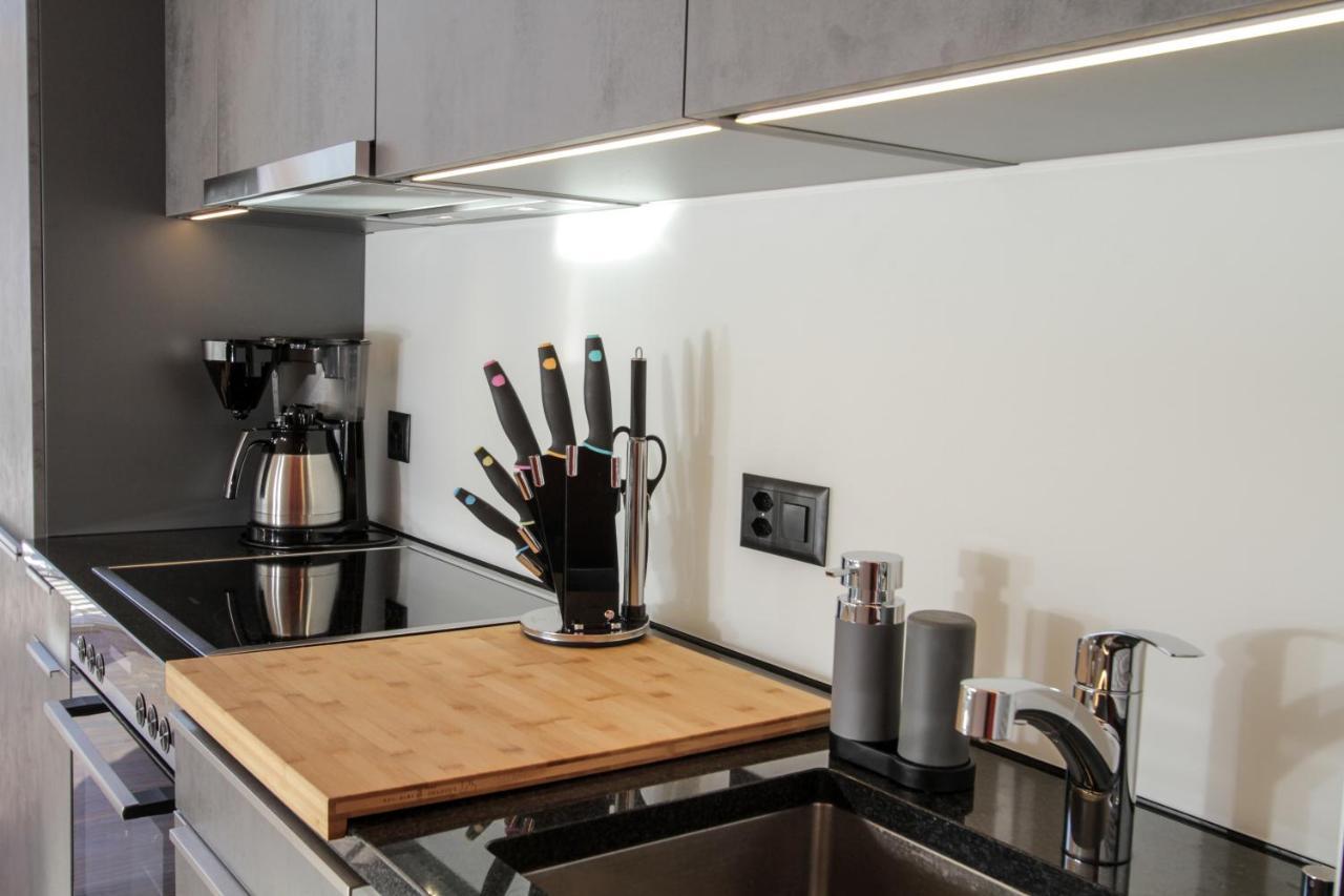 House Mojo Apartment