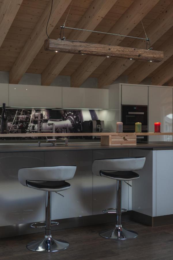 Joe's Place - Luxury Lifestyle *