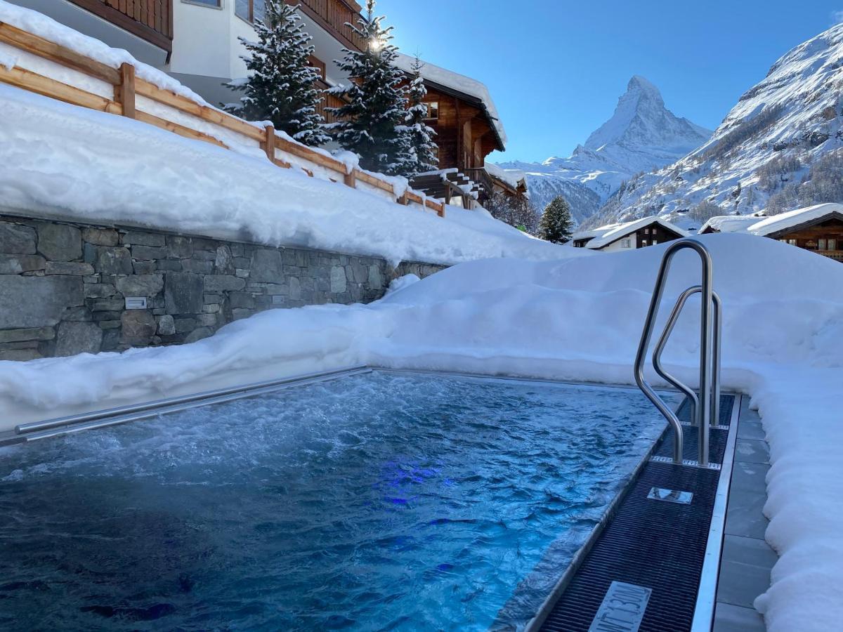 Alpine Colosseo Aparthotel Zermatt