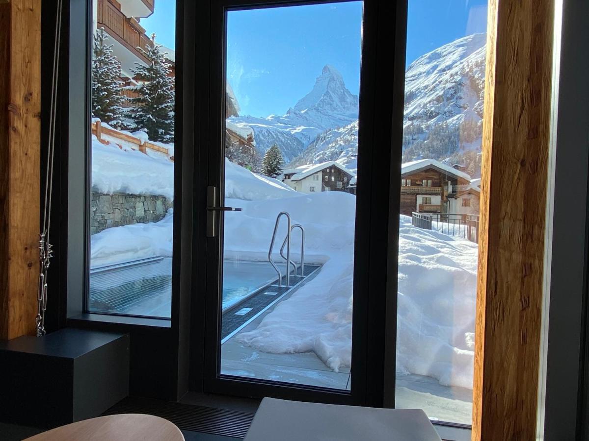Alpine Colosseo Aparthotel Zermatt