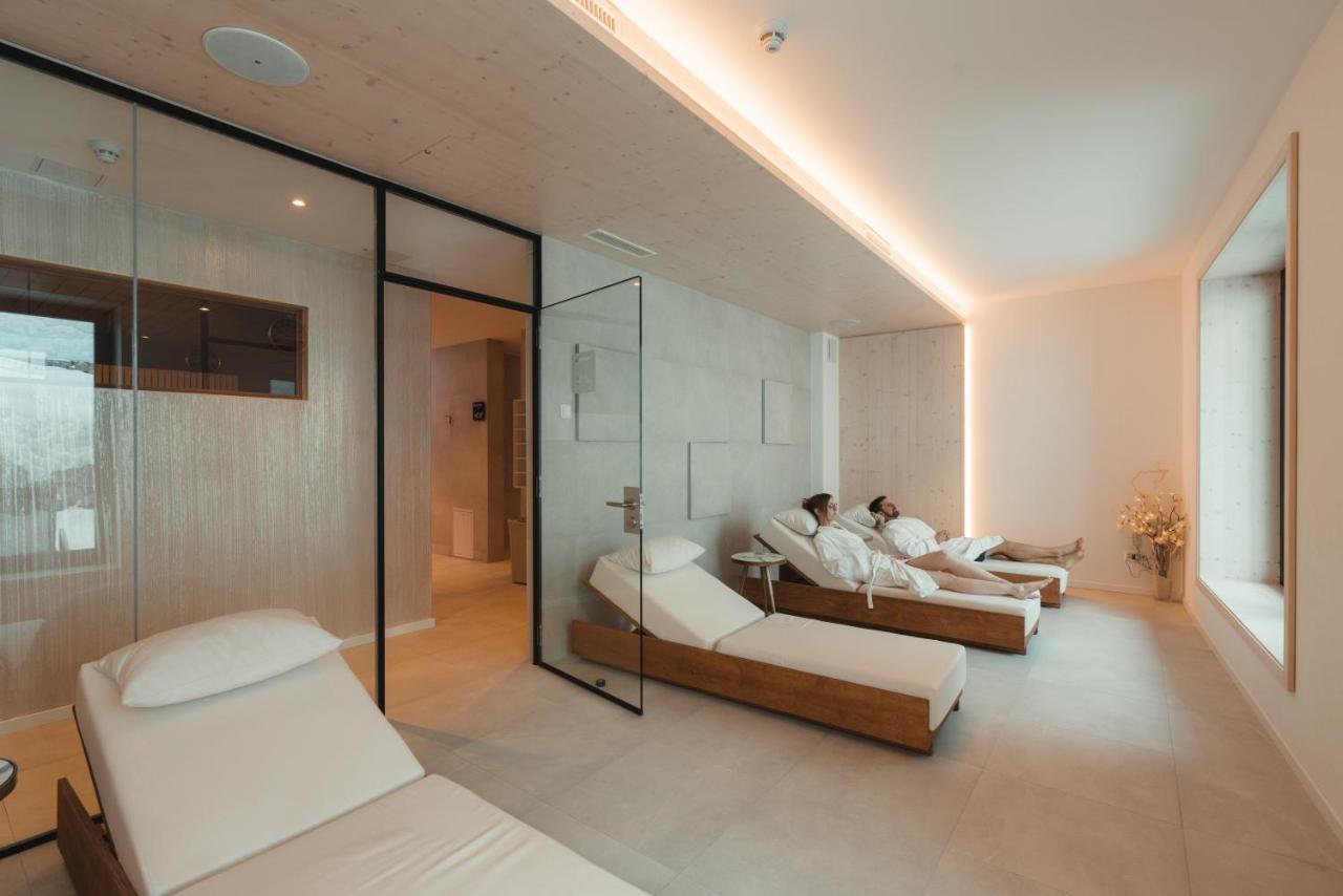 Hotel Alpen & 4*