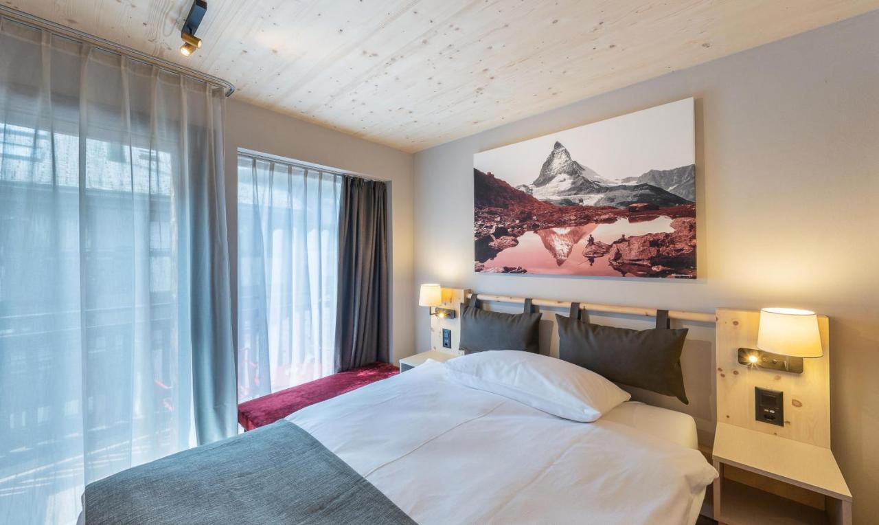 Derby Hotel 3*