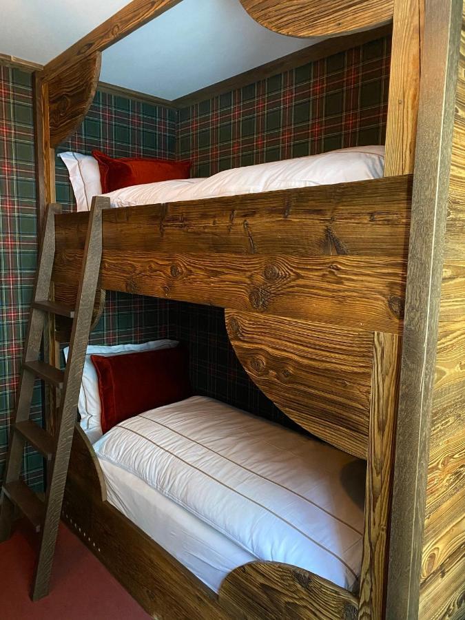 Bull Apartment *