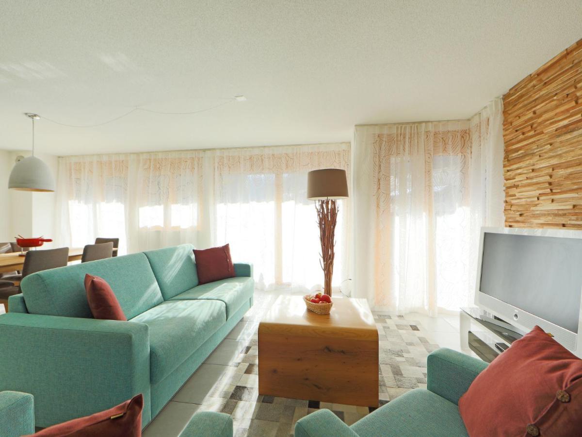 Susanna By Interhome