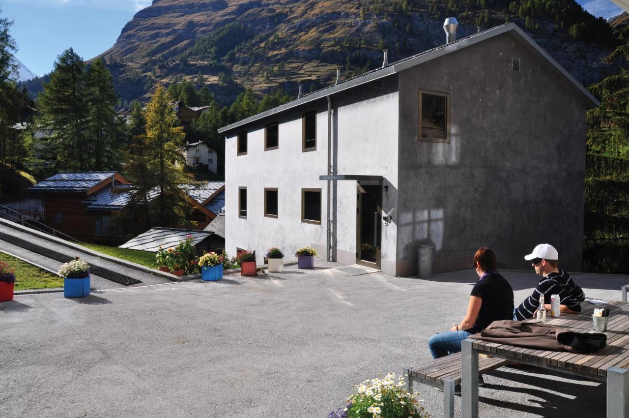 Youth - Private Hostel Zermatt