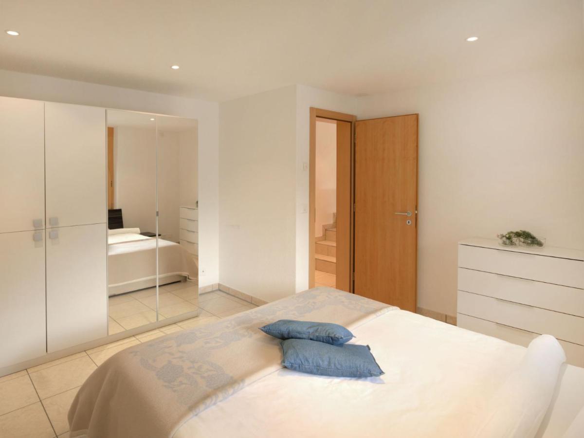 Apartment Apartment La Prairie By Interhome