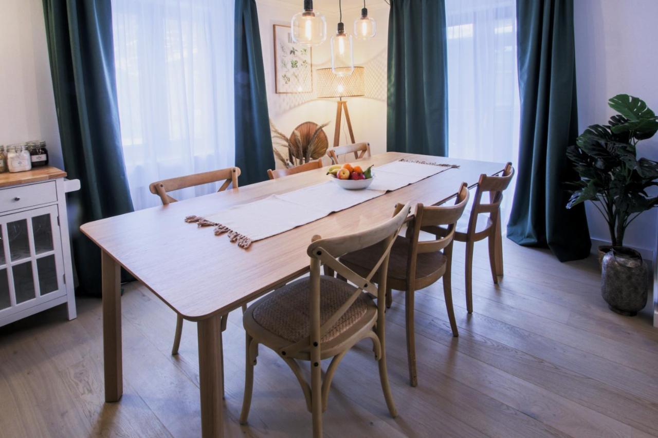 Apartment Antoine Serviced By Mirabeau *