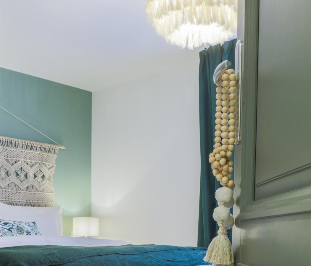 Antoine Serviced By Mirabeau Apartment