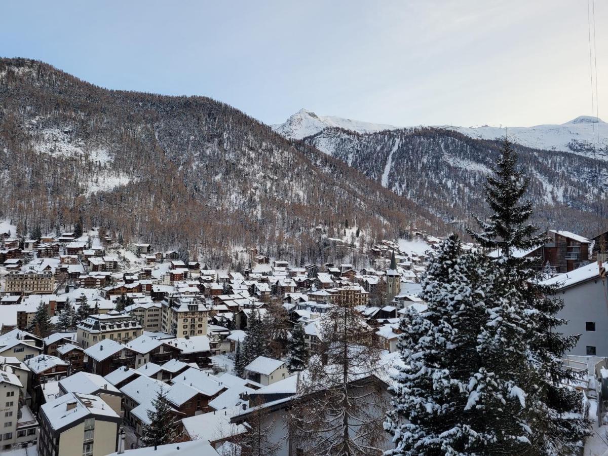Apartment In Mit Toller Aussicht Aufs Dorf Zermatt