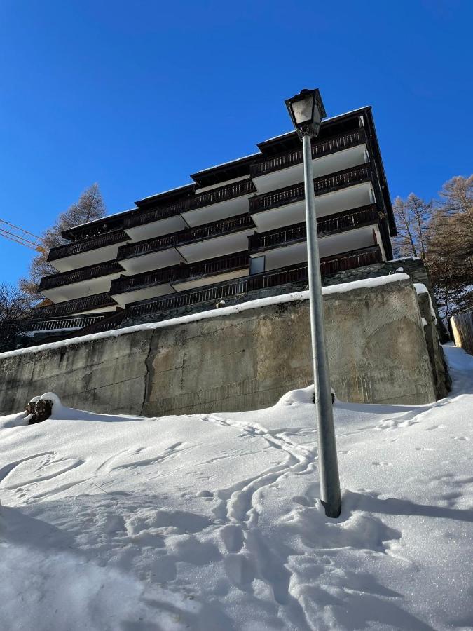 In Mit Toller Aussicht Aufs Dorf Apartment Zermatt